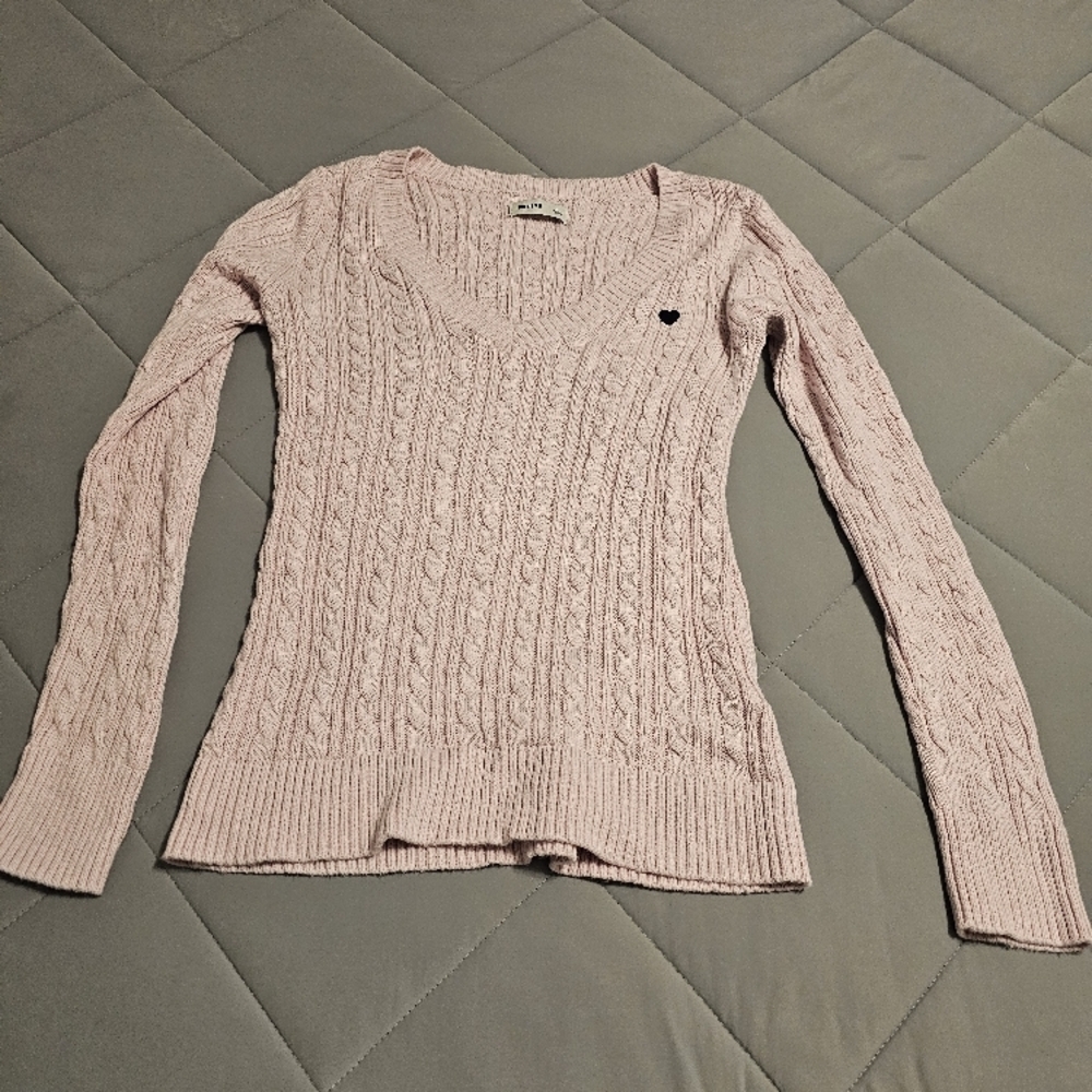 Hollister Pink V-Neck Sweater Cable Knit
